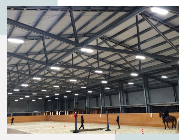 Строительство конных манежей от 610 руб в Чехов