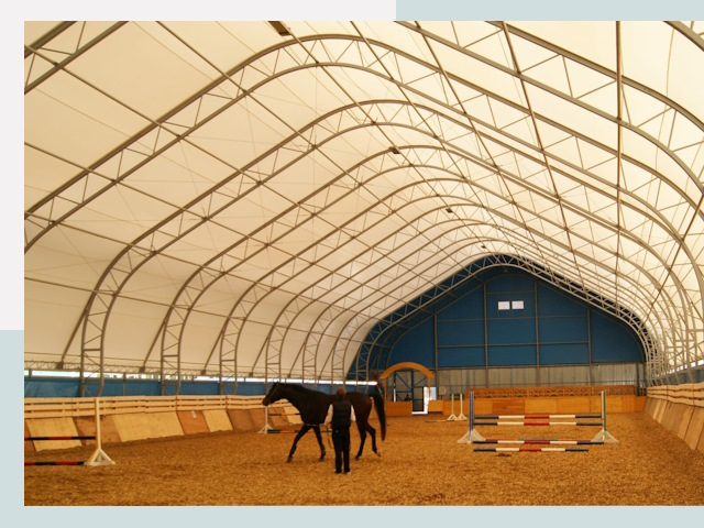 Строительство конных манежей в Чехове