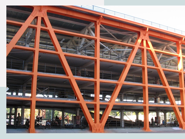 Многоуровневые паркинги в Чехов от 610 руб.