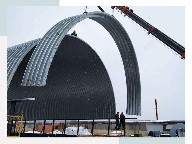 Полукруглые ангары в Чехове